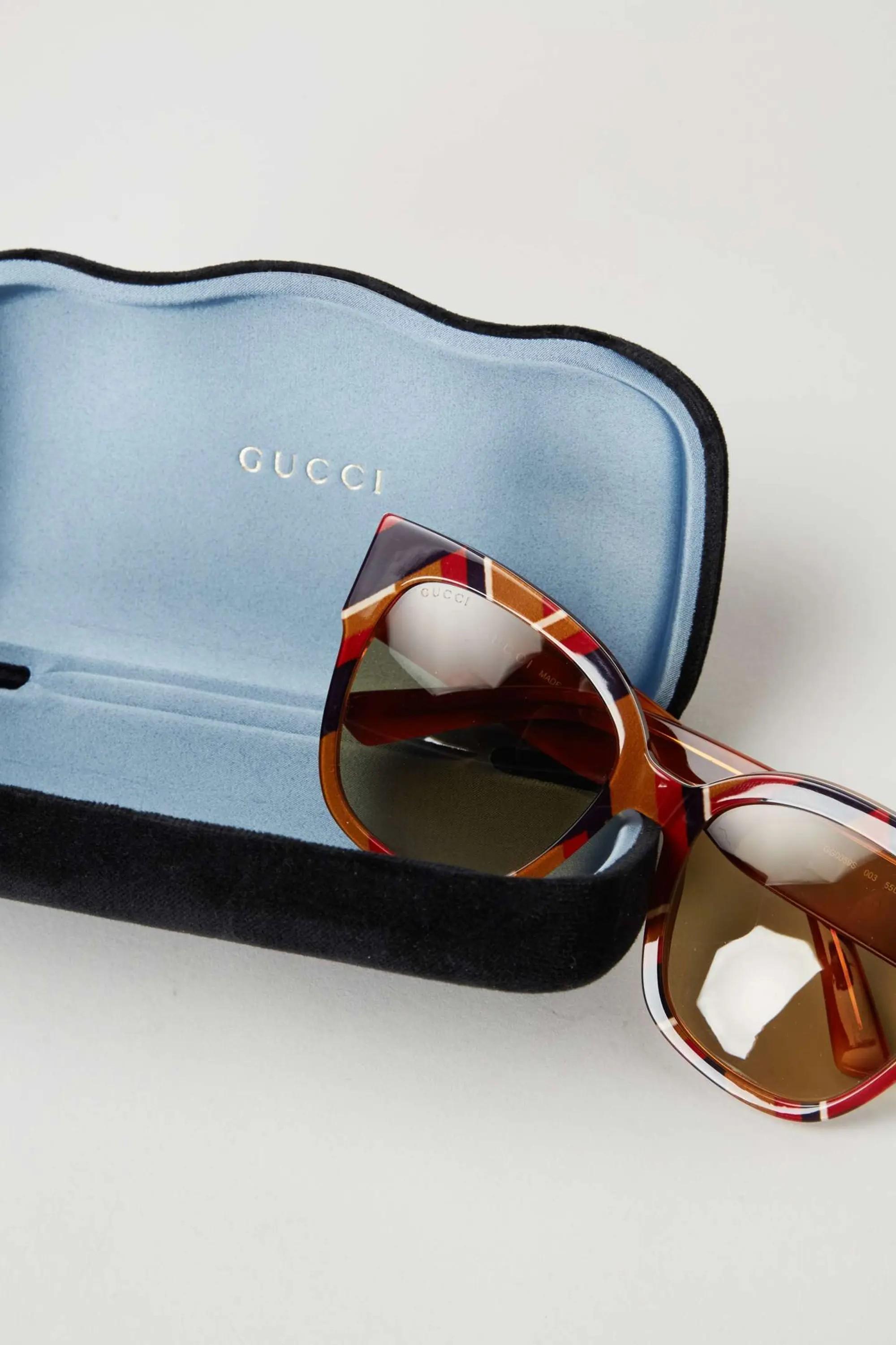 Lot 108 Gwyneth Paltrow  Gucci Cat-Eye Sunglasses