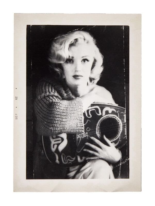 LOT 608: MARILYN MONROE | "THE BALALAIKA SITTING" VINTAGE MILTON GREENE PHOTO