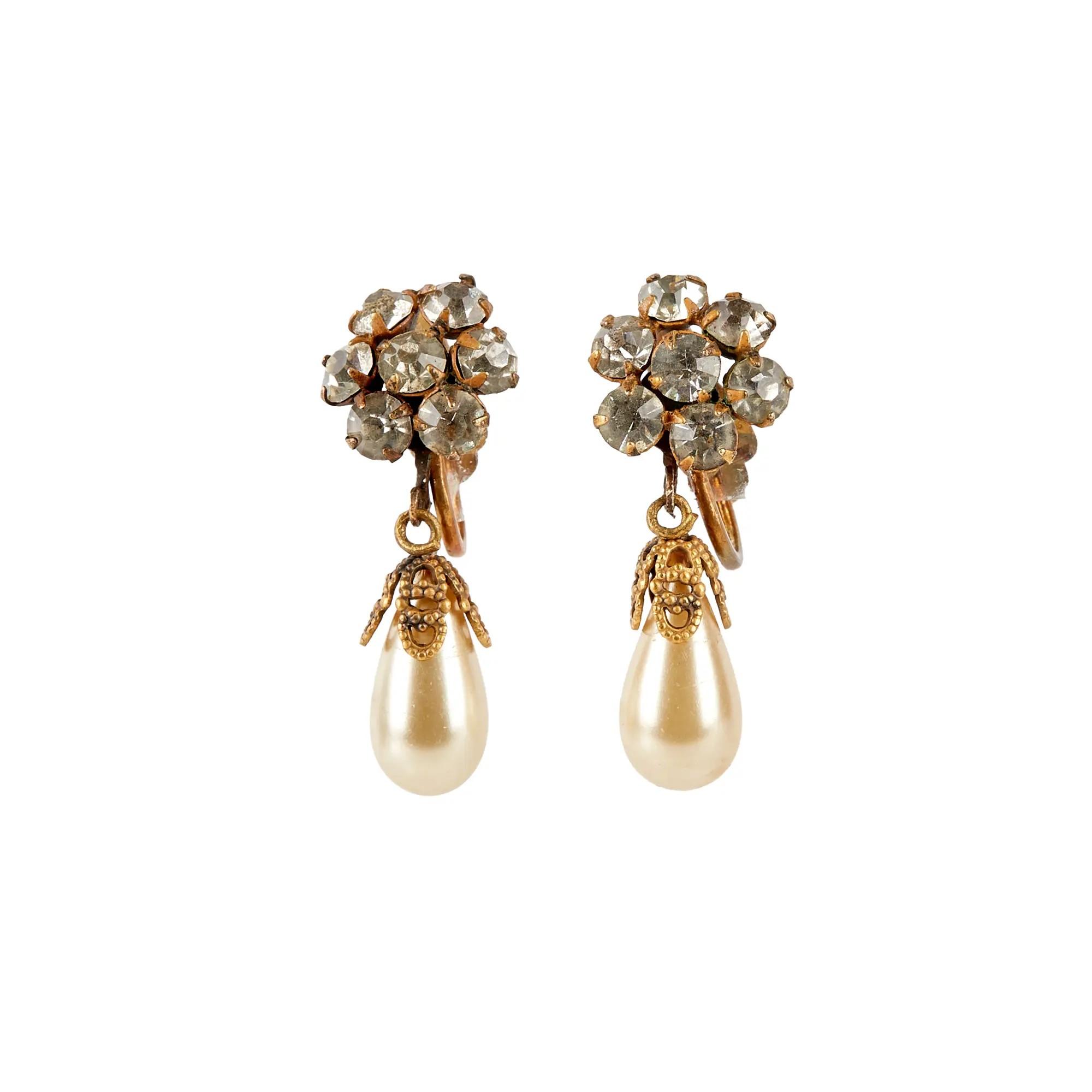 Lot #28. Audrey Hepburn | Earrings from "Sabrina" by Joseff Lot #28 Audrey Hepburn Earrings from "Sabrina" by Joseff