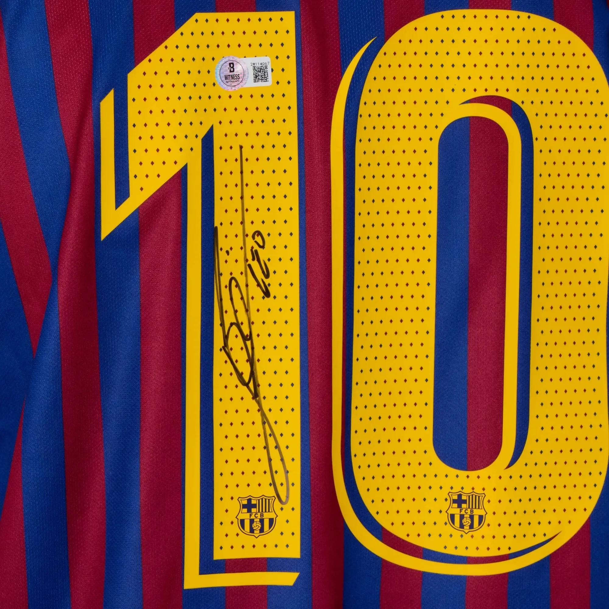 Lot #181  Lionel Messi Signed Barcelona Commemorative Jersey (Beckett) 2