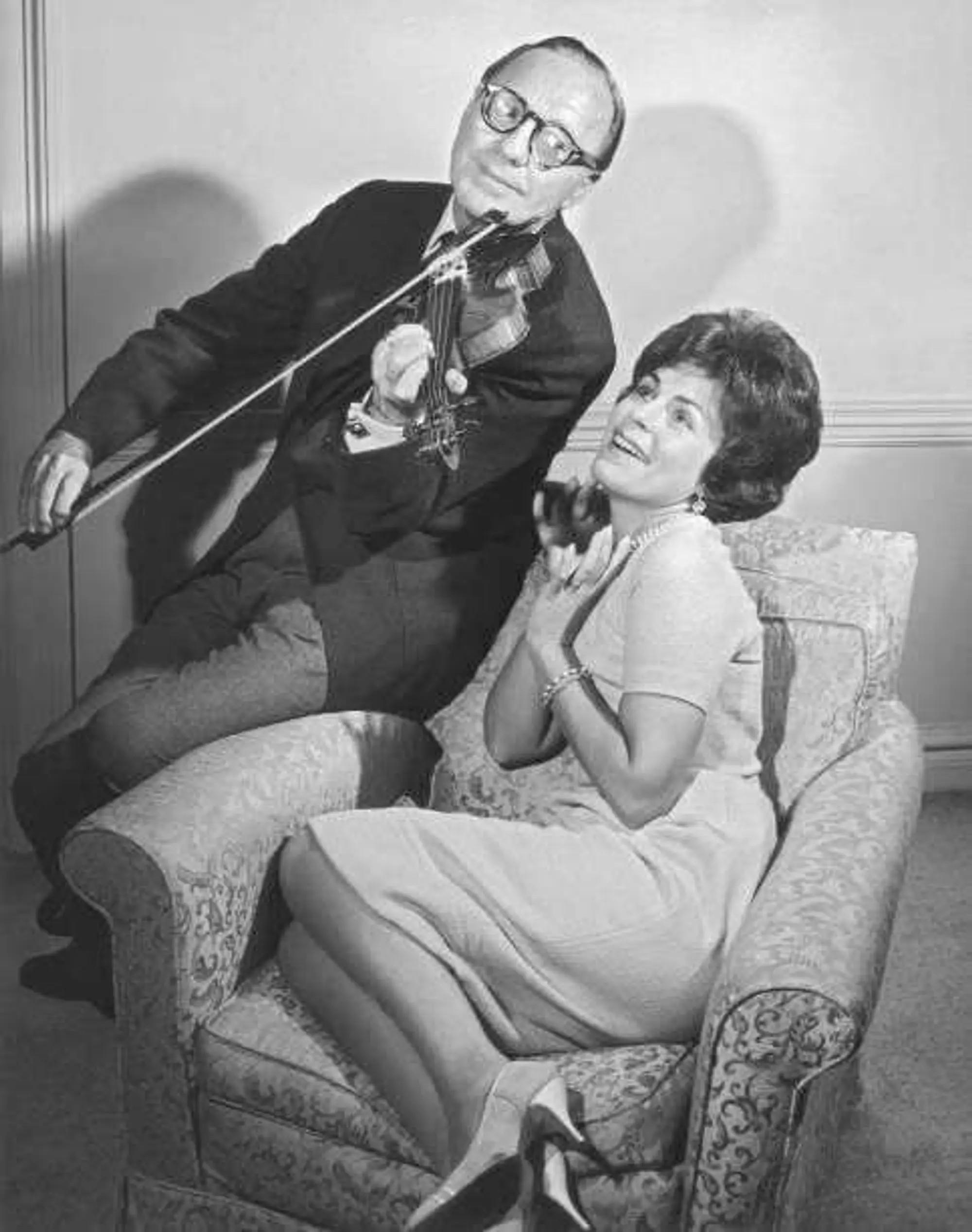 Jack Benny playing the violin in a Friars Club photo from 1911