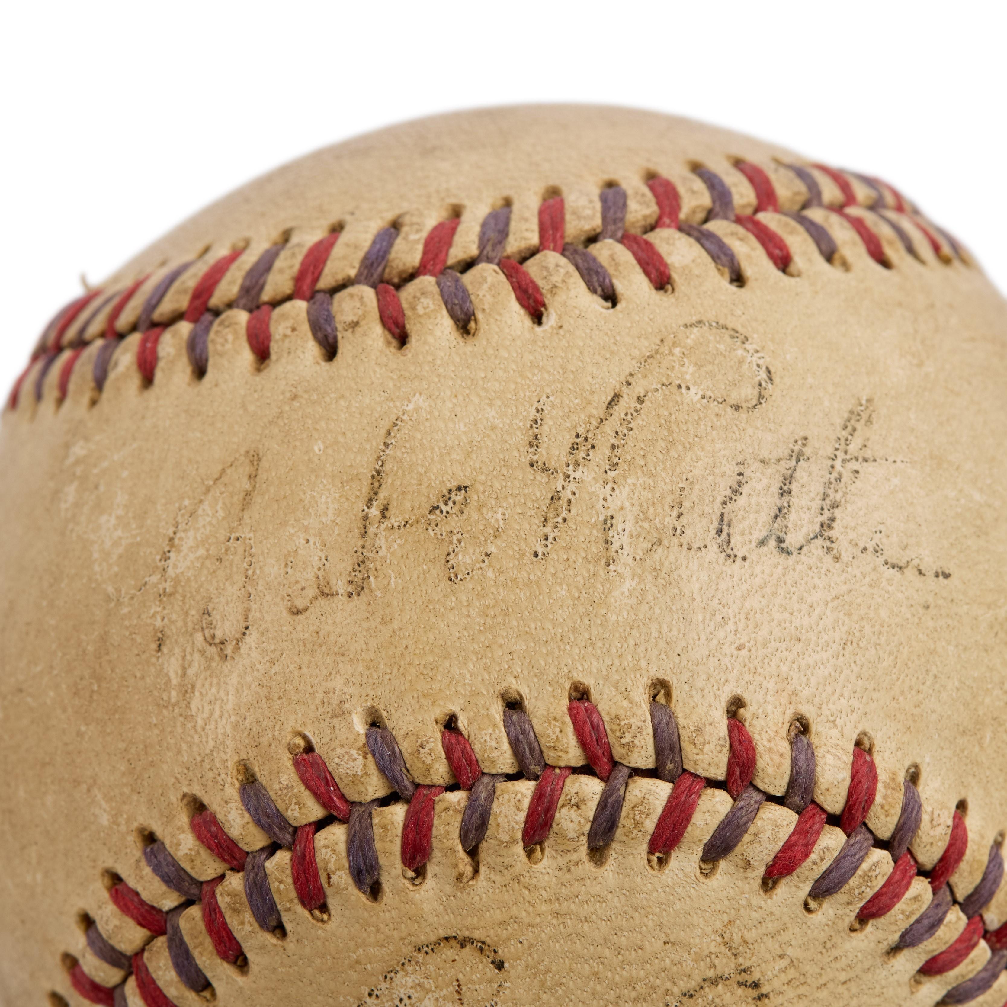 Babe Ruth | Signed Baseball (PSA) Babe Ruth | Signed Baseball (PSA)