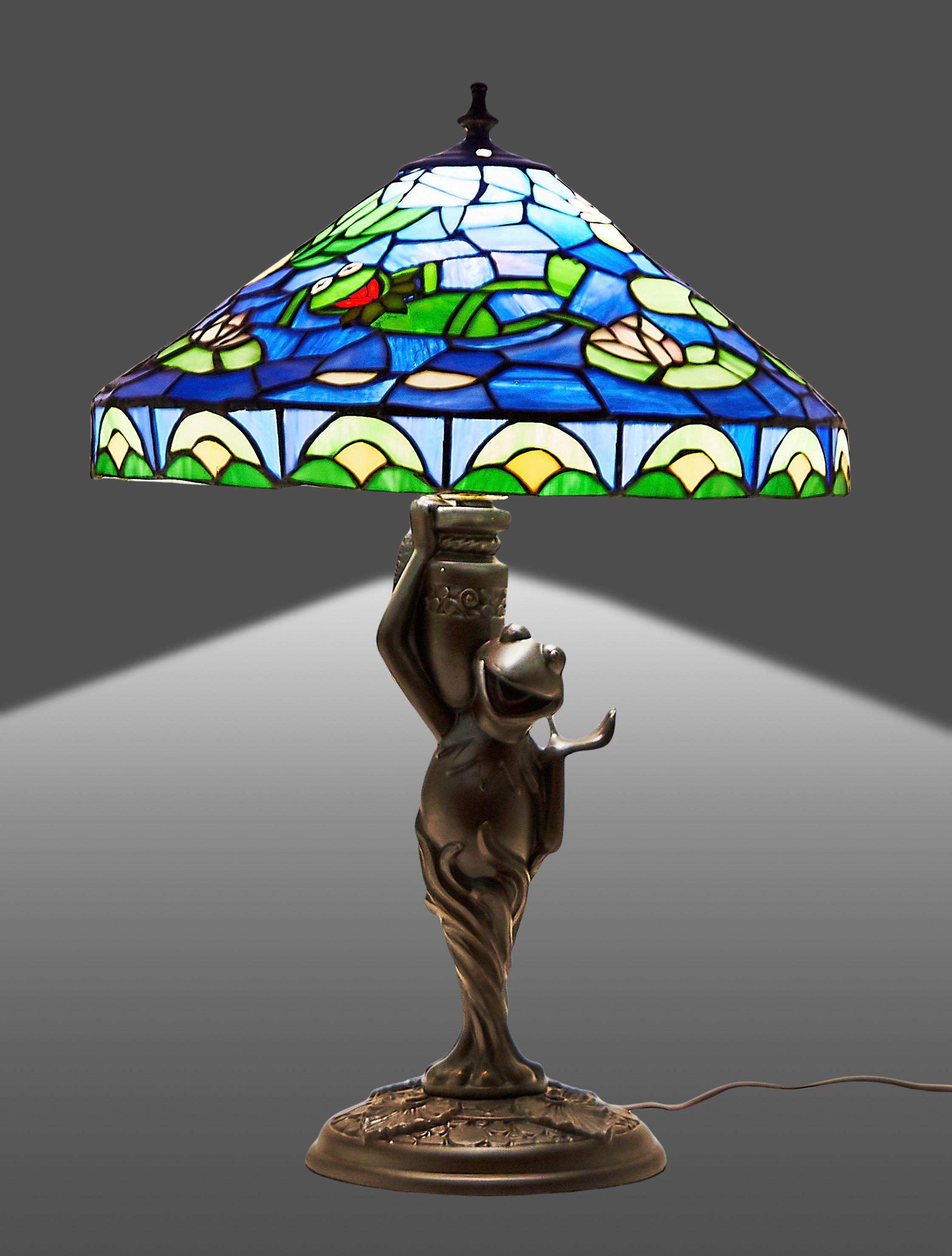 The Muppets | Kermit the Frog - Tiffany-Style Lamp from "The Kermit Signature Collection" a kermit the frog stained glass lamp