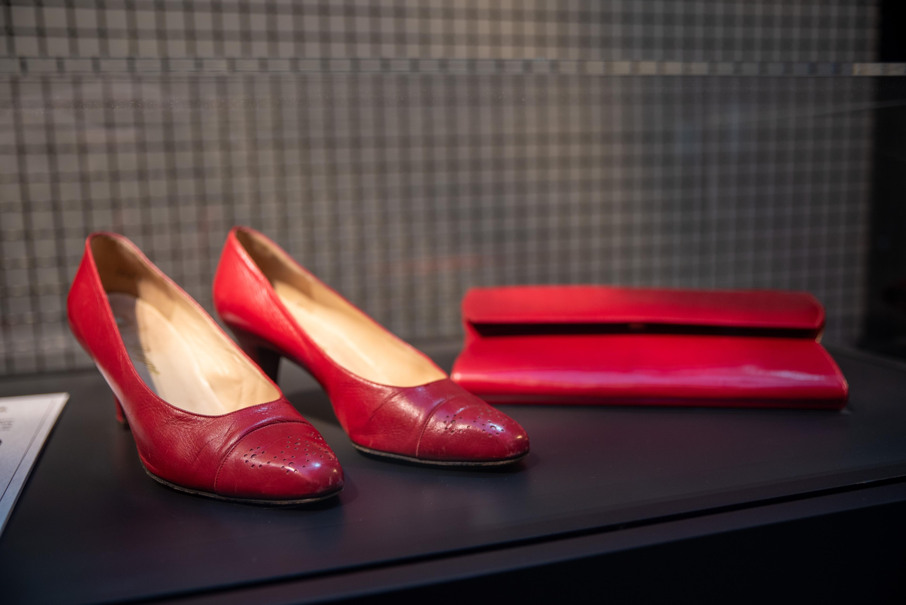 red women's dress shoes