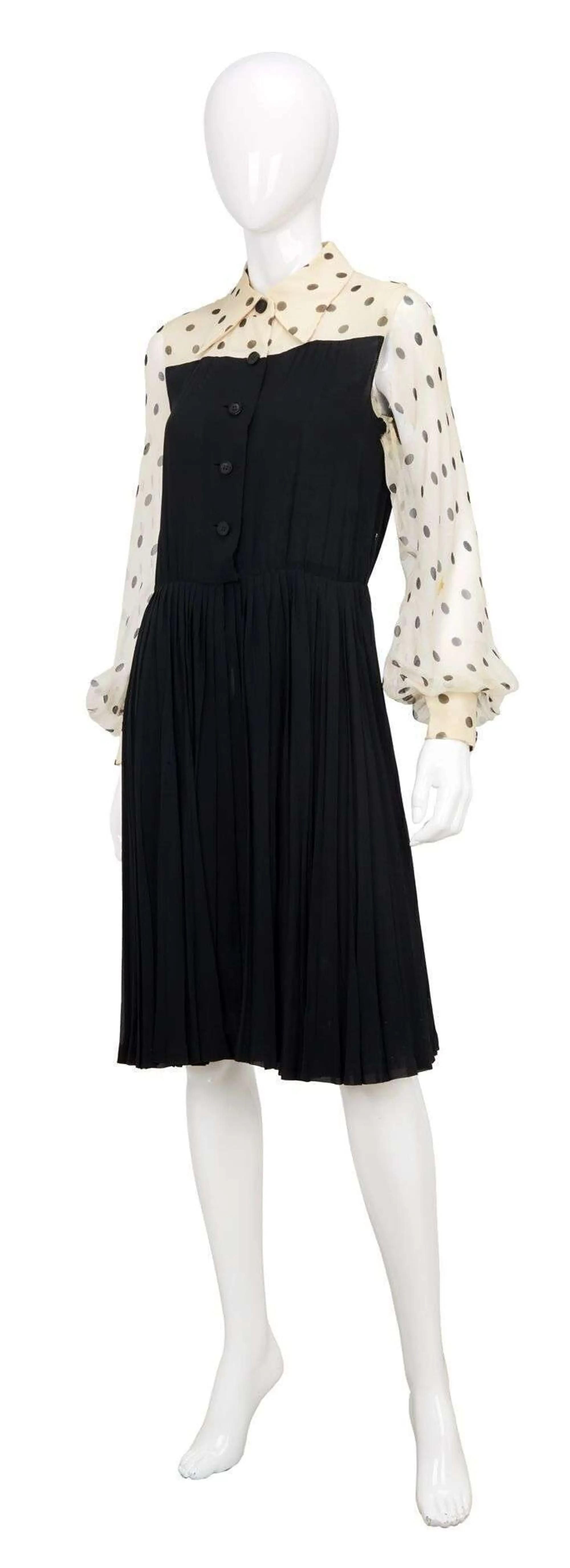 Lot #143  Elizabeth Taylor Valentino Dress