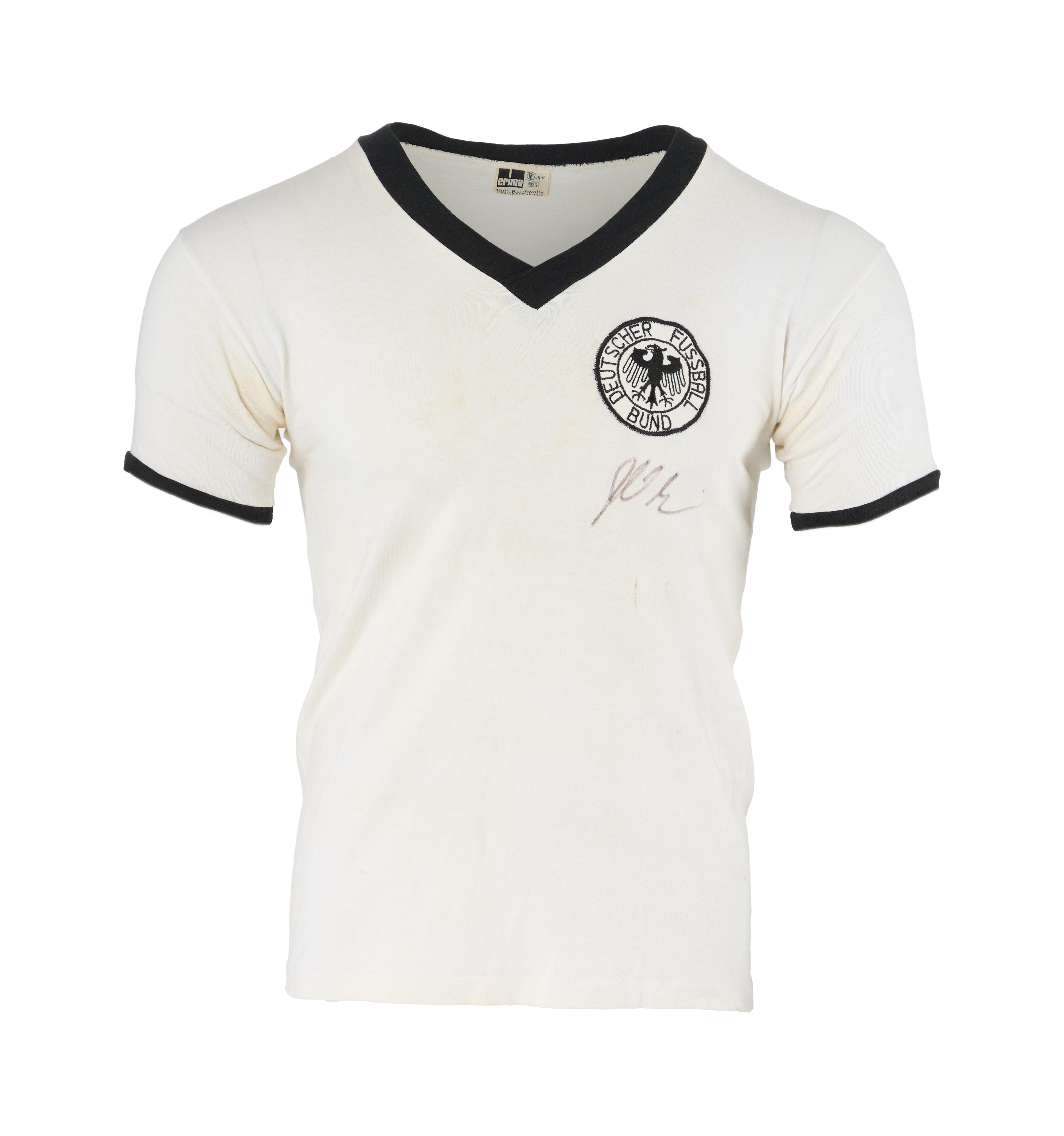 Gerd Muller | Match-Worn and Signed 1972-1973 West Germany Jersey (Agon) Gerd Muller | Match-Worn and Signed 1972-1973 West Germany Jersey (Agon)