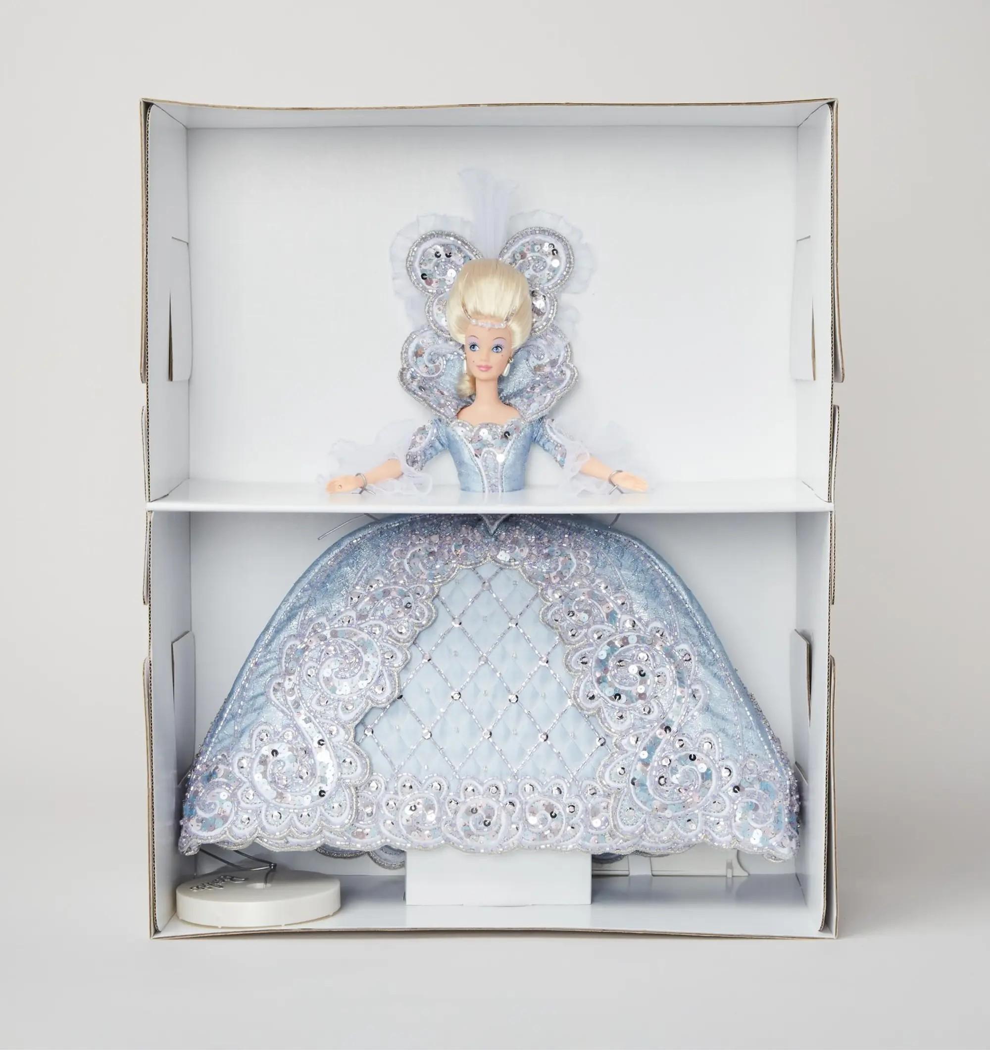 Lot #5 Bob Mackie Signed 1998 Madame du Barbie Doll