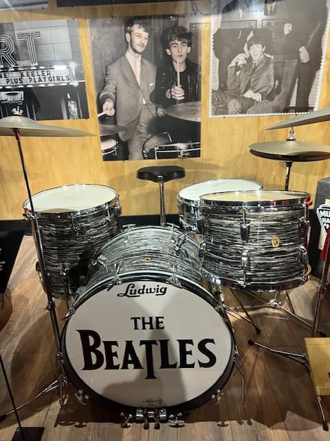 a ludwig drum set with the beatles logo on it