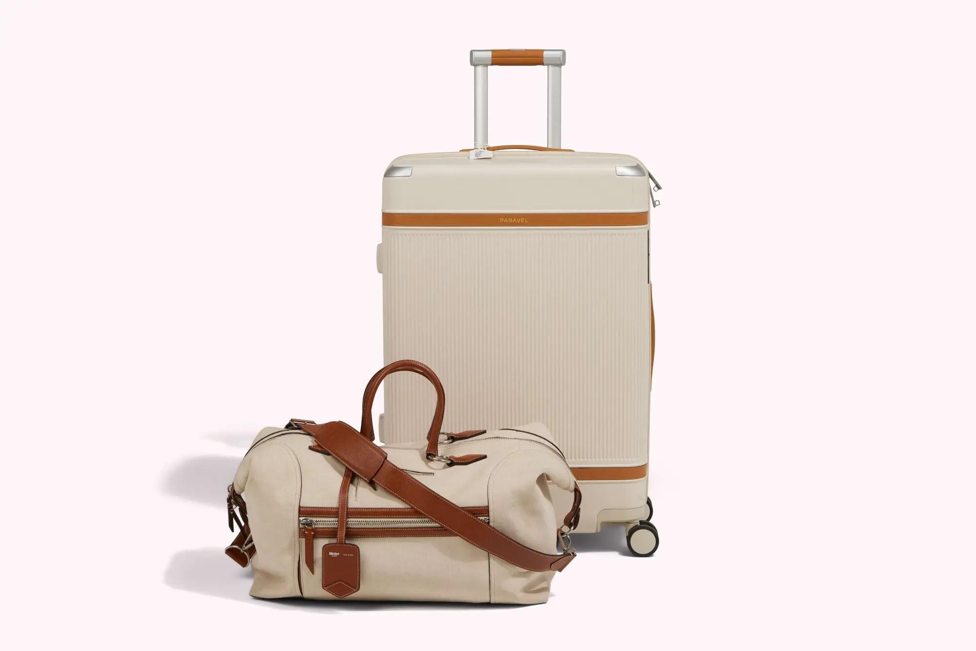 Lot #24. And Just Like That… | Miranda Hobbes Luggage Lot #24 And Just Like That… Miranda Hobbes Luggage