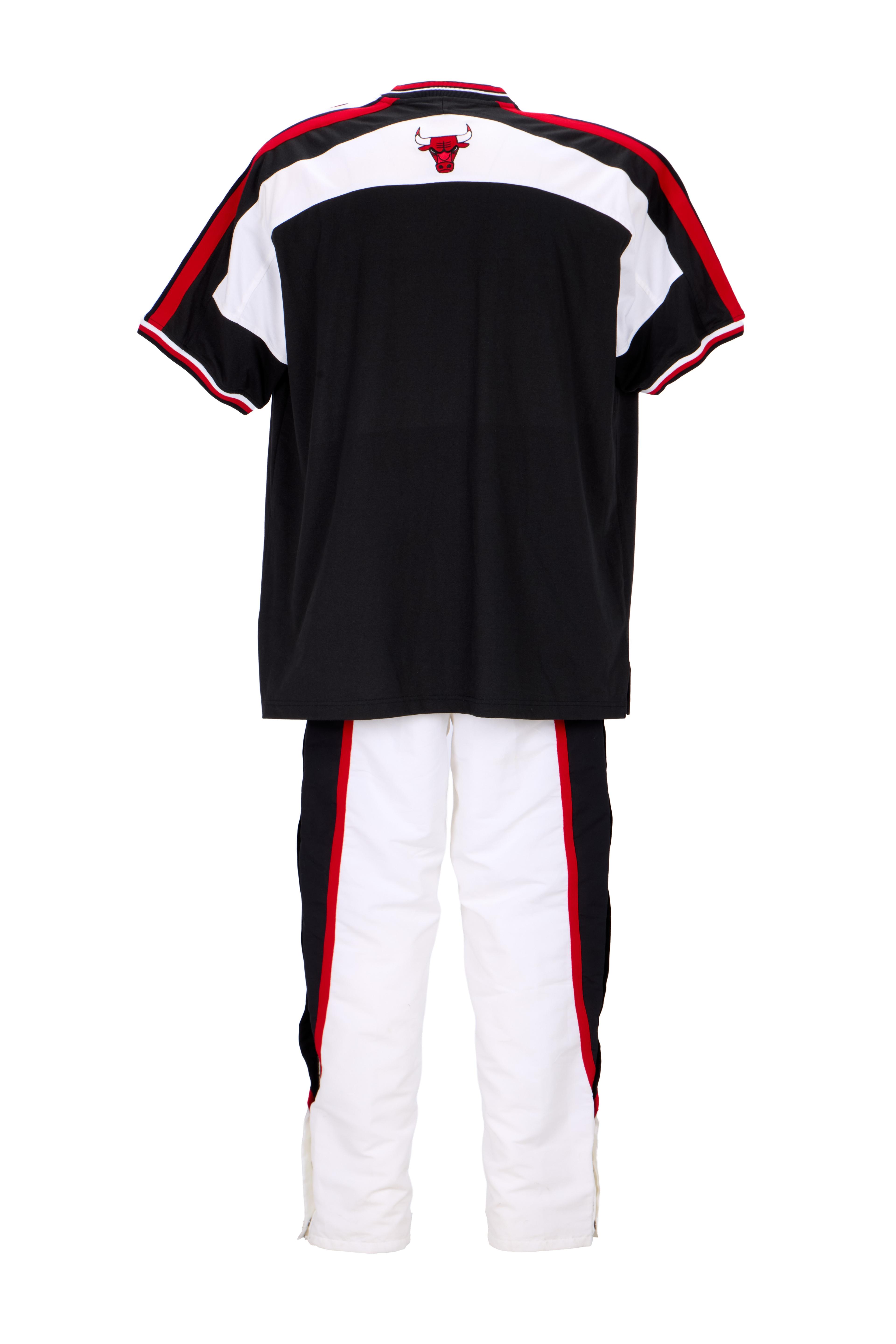 Michael Jordan | 1997-1998 Chicago Bulls Warm-Up Ensemble