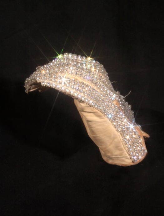 MICHAEL JACKSON MOTOWN 25 STAGE WORN GLOVE
