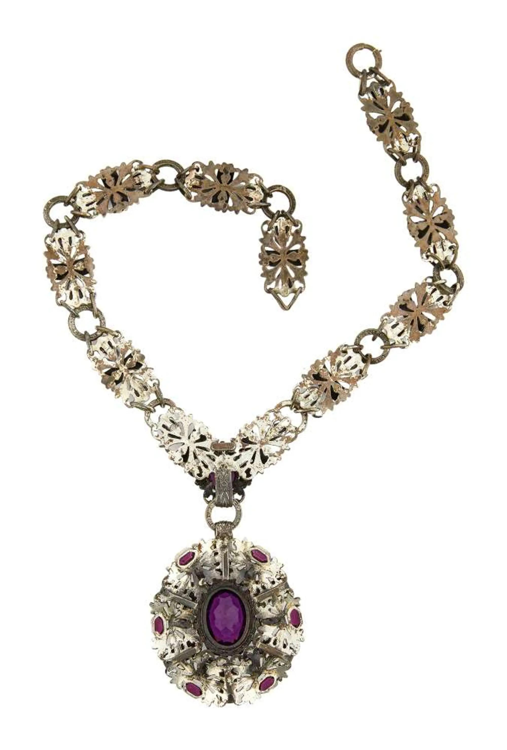Lot #142  Bette Davis Necklace by Joseff with Photo