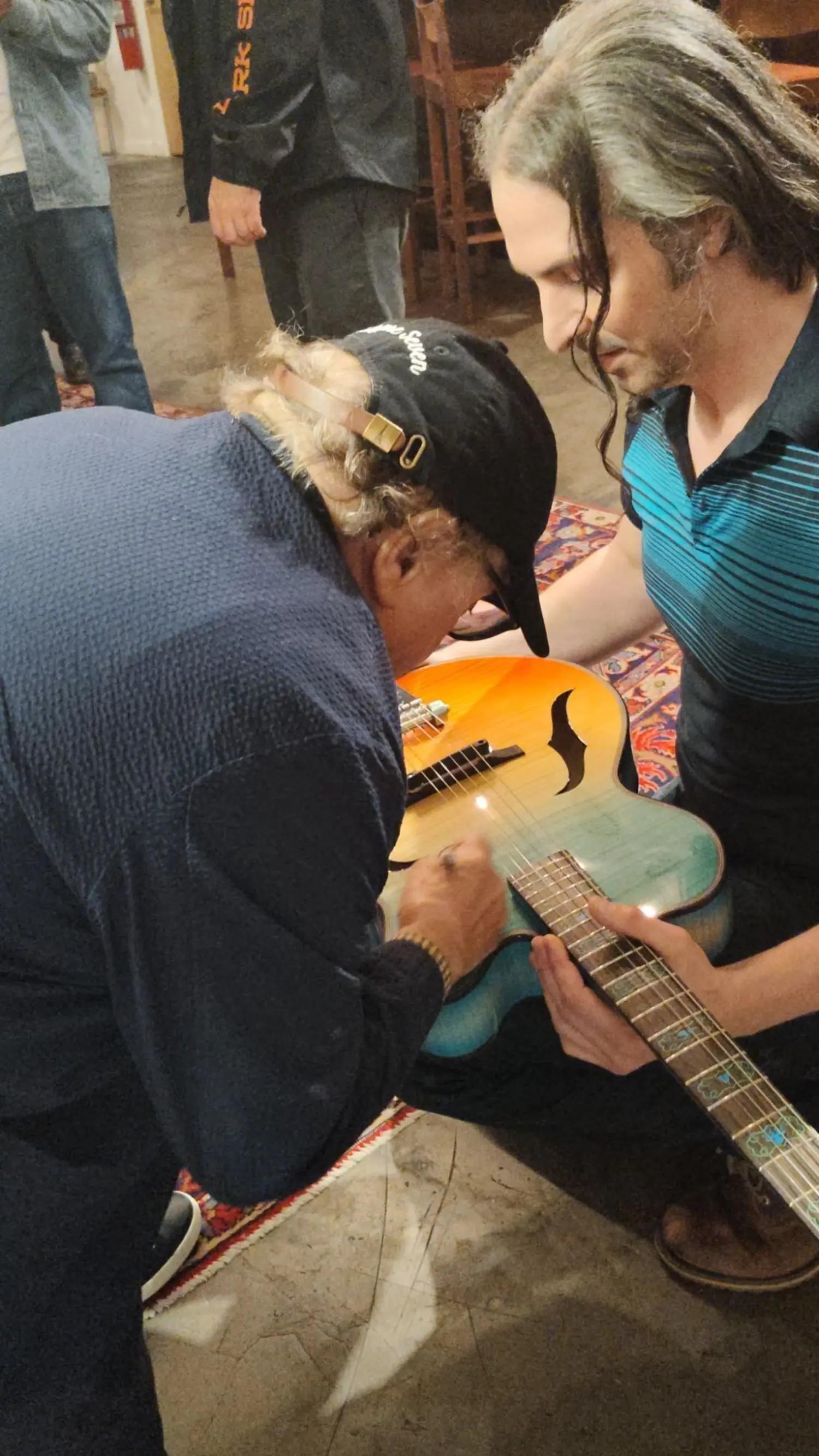 Lot #462. Danny DeVito Signed Dave Petillo Guitar Lot #462 Danny DeVito Signed Dave Petillo Guitar