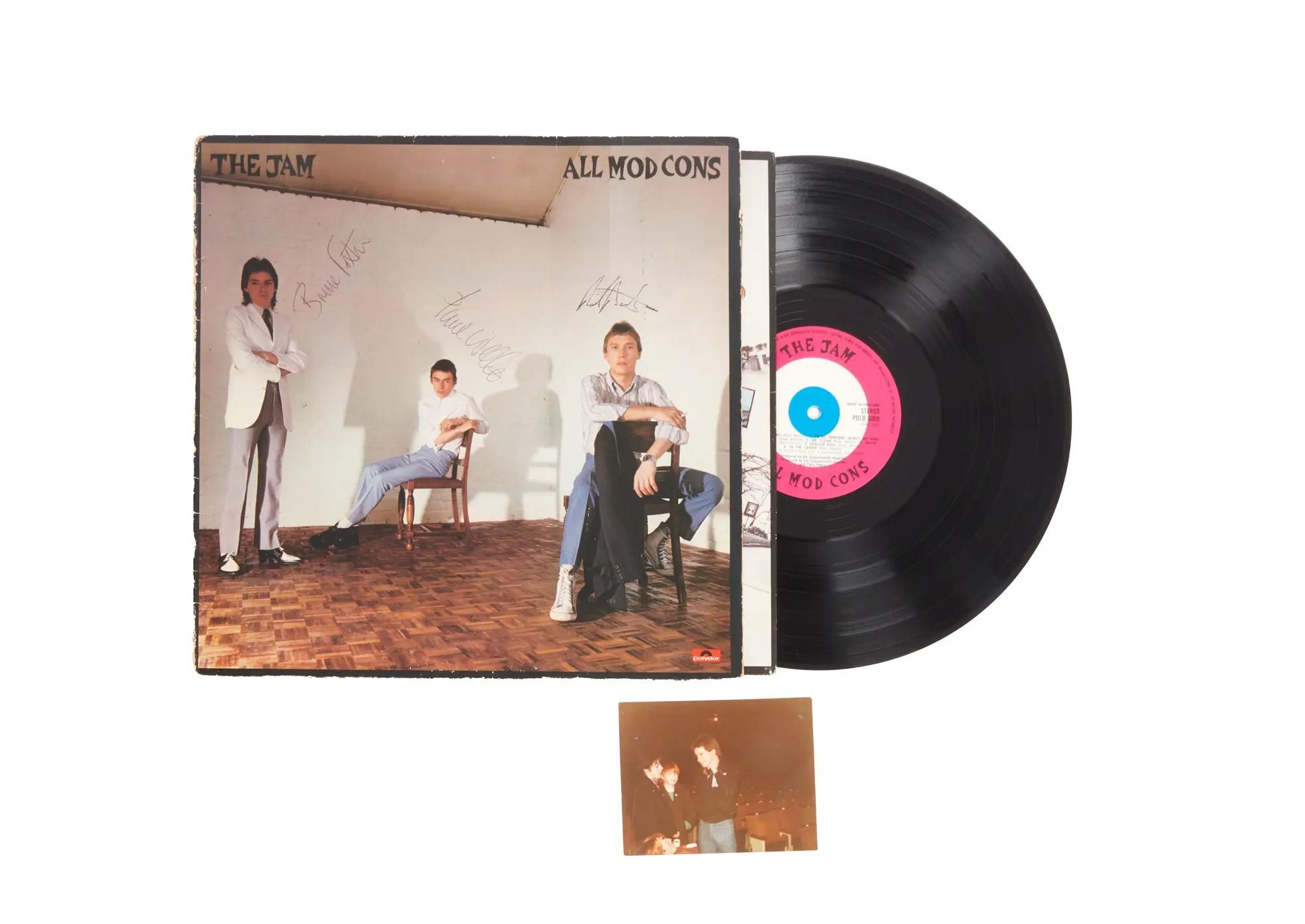 Lot #382. The Jam | 1978 Band Signed "All Mod Cons" Record Album (UK) Lot #382 The Jam 1978 Band Signed "All Mod Cons" Record Album (UK)