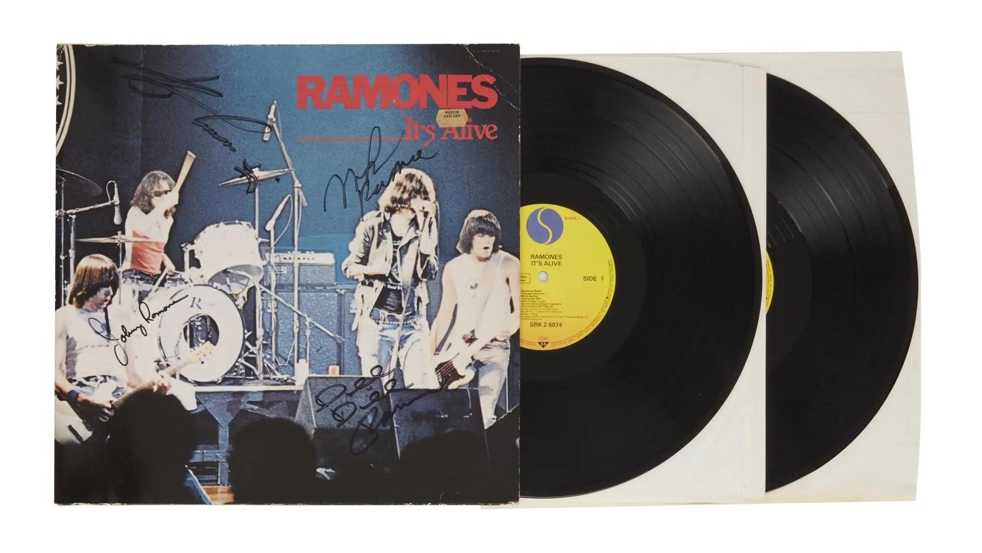 Lot #368. The Ramones | Band Signed "It's Alive" Record Album Lot #368 The Ramones Band Signed "It's Alive" Record Album