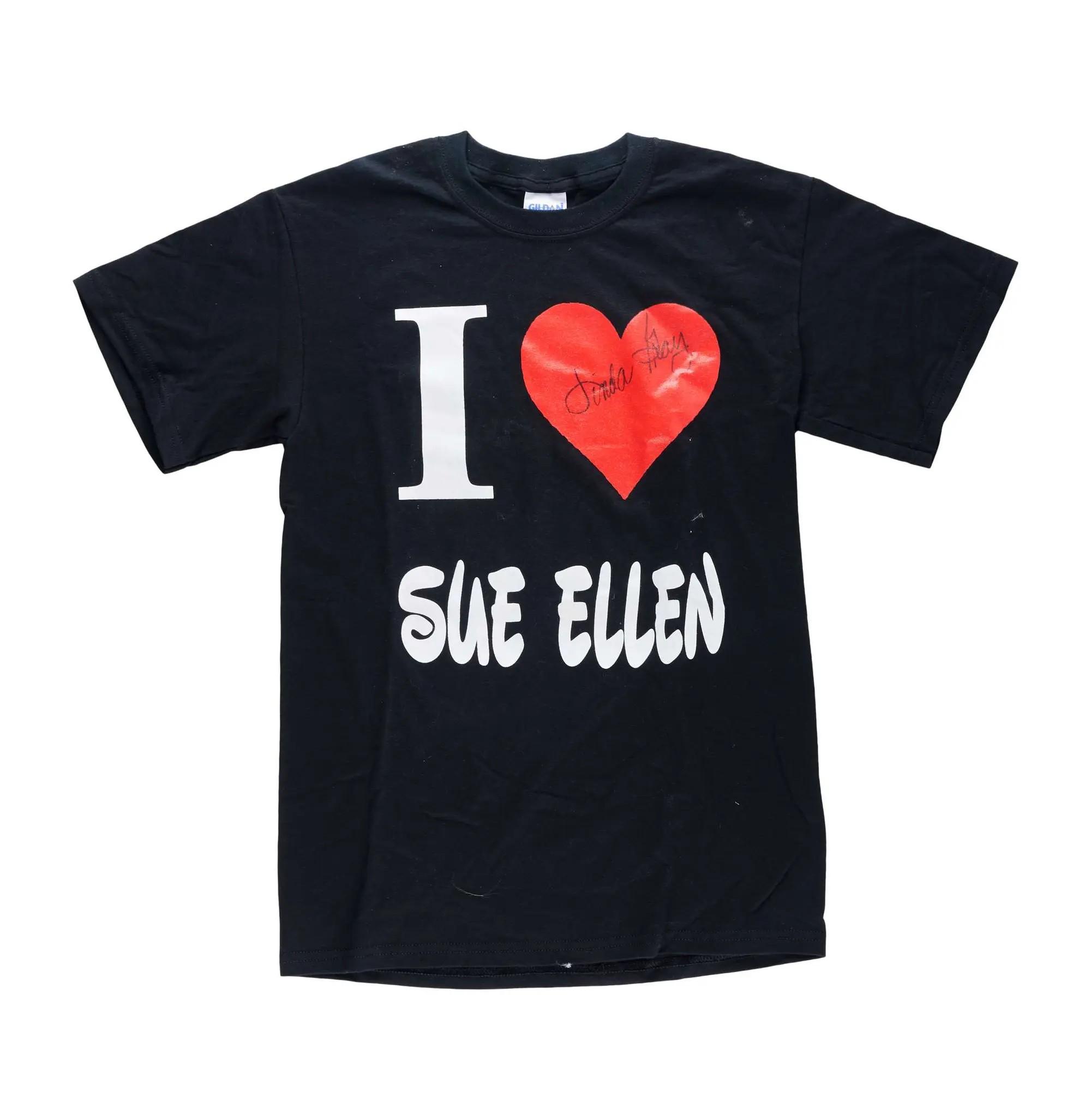 Lot #89. Linda Gray | 2013 “Dallas” “Sue Ellen for Governor” Props with Linda Gray Signed Shirt 5 Lot #89 Linda Gray 2013 “Dallas” “Sue Ellen for Governor” Props with Linda Gray Signed Shirt 5