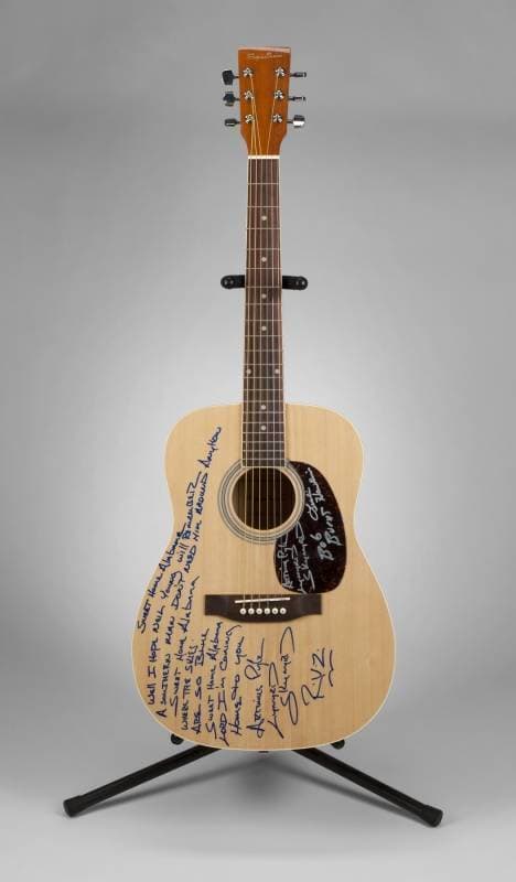 LYNYRD SKYNYRD SIGNED GUITAR