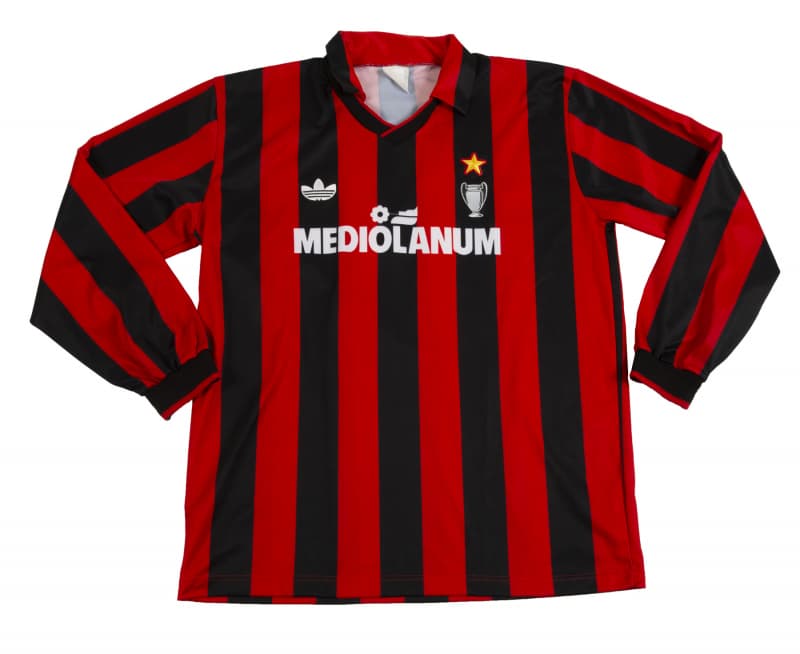 MARCO VAN BASTEN 1991/1992 MATCH WORN JERSEY