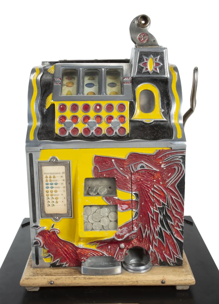 1935 MILLS WOLF HEAD MECHANICAL 5-CENT SLOT MACHINE