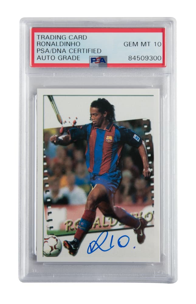 RONALDINHO SIGNED TRADING CARD (PSA 10)