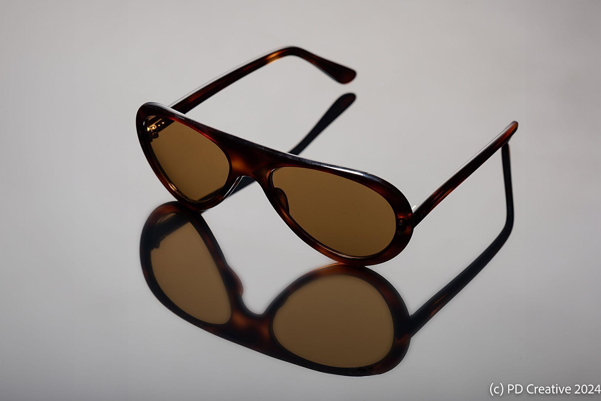 Bruce Lee | Designer Sunglasses With Photo 李小龍| 太陽眼鏡連照片