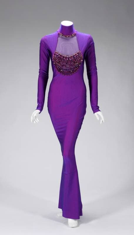 whitney houston purple dress WHITNEY HOUSTON PURPLE MARC BOUWER GOWN