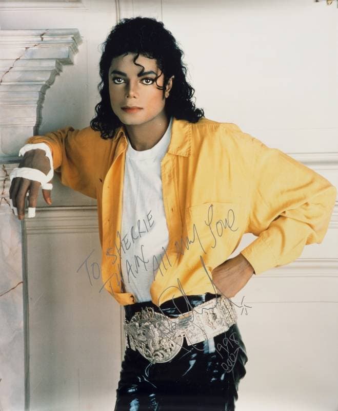 MICHAEL JACKSON SIGNED IMAGE